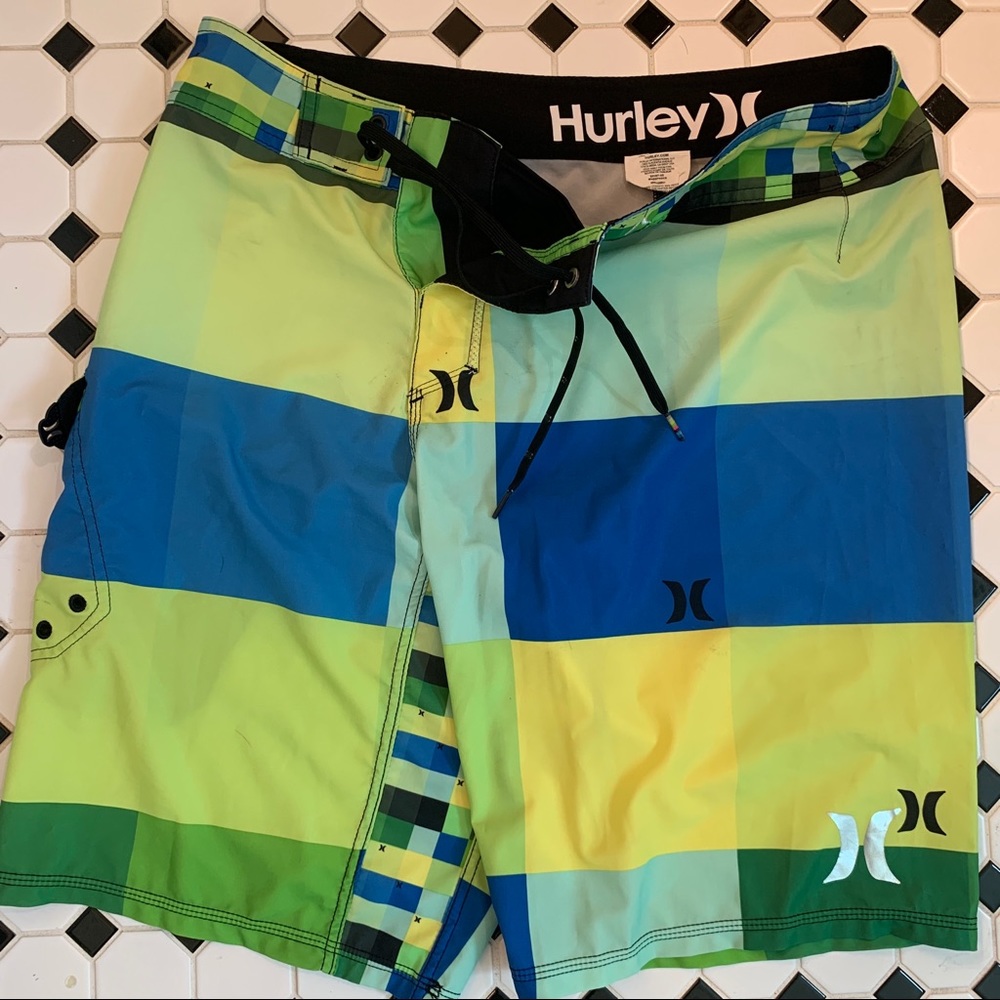 Hurley boardshorts
